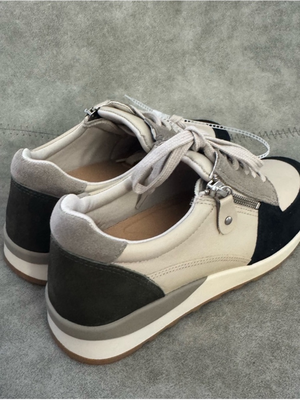 NWT Brioso Mimi Leather Zip Sneakers Sz 8 Rice/Black/Olive - Picture 7 of 9
